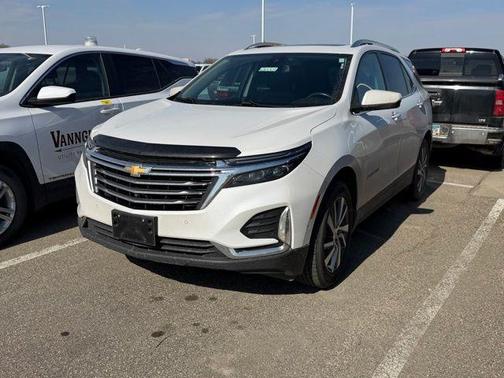 Iridescent Pearl Tricoat 2022 Chevrolet Equinox Premier w/1LZ