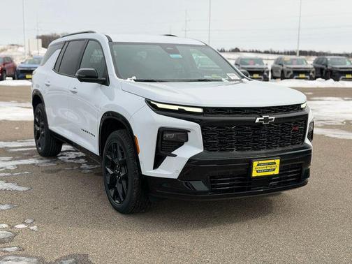 Polar White Tricoat 2026 Chevrolet Traverse RS