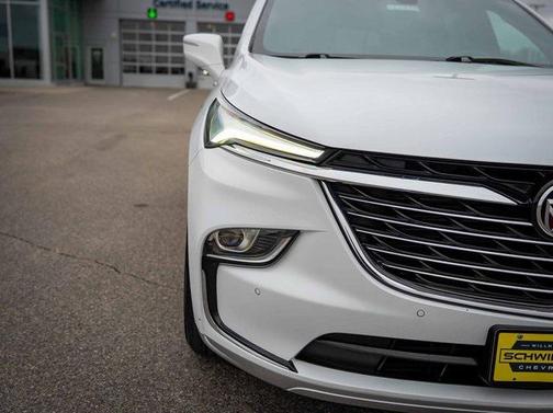 2023 Buick Enclave Essence FWD