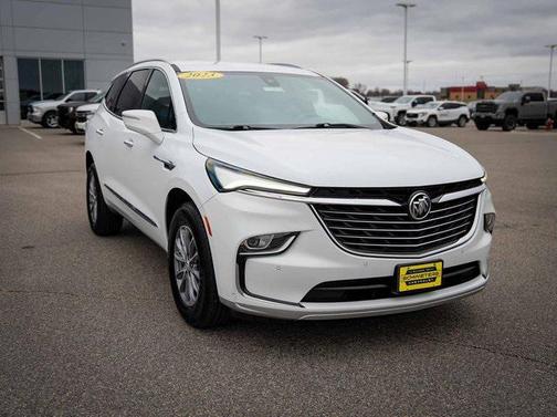 2023 Buick Enclave Essence FWD