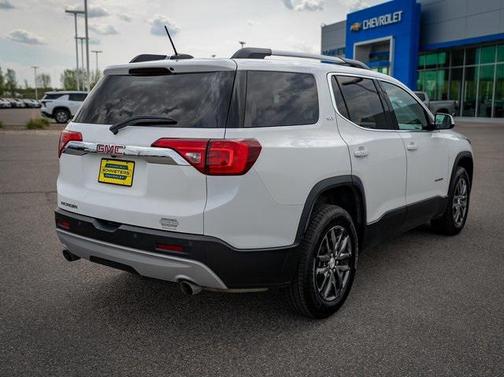 2019 GMC Acadia SLT-1