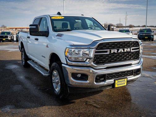 2024 RAM 2500 Big Horn Crew Cab 4x4 6'4' Box