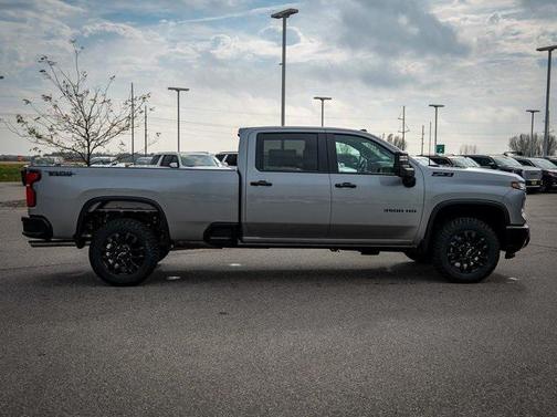 2026 Chevrolet Silverado 3500 LT