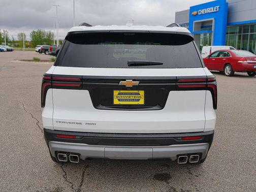 Summit White 2026 Chevrolet Traverse LT
