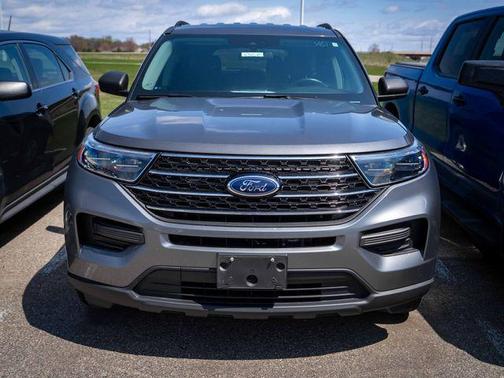 Carbonized Gray Metallic 2021 Ford Explorer XLT