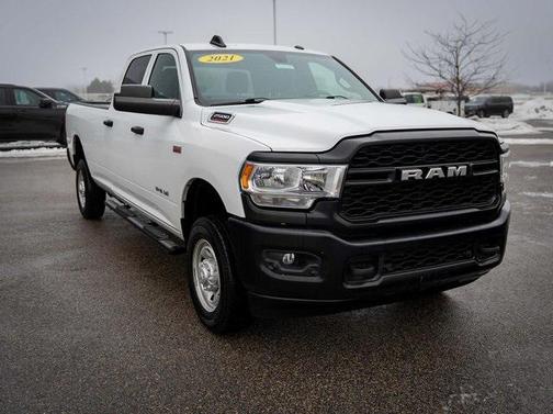 2021 RAM 2500 Tradesman Crew Cab 4x4 8' Box