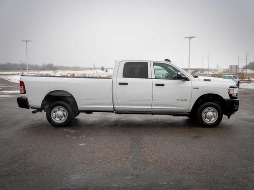 2021 RAM 2500 Tradesman Crew Cab 4x4 8' Box