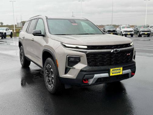 Sandstone Gray 2027 Chevrolet Traverse AWD Z71