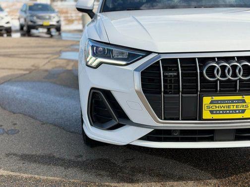 2025 Audi Q3 Premium 45 TFSI S line quattro Tiptronic