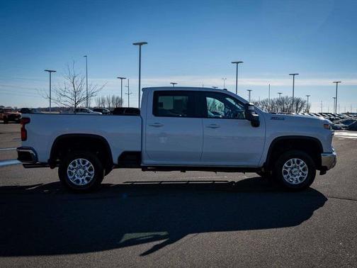 2024 Chevrolet Silverado 3500 LT
