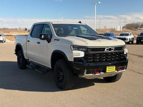 White Sands 2026 Chevrolet Silverado 1500 ZR2