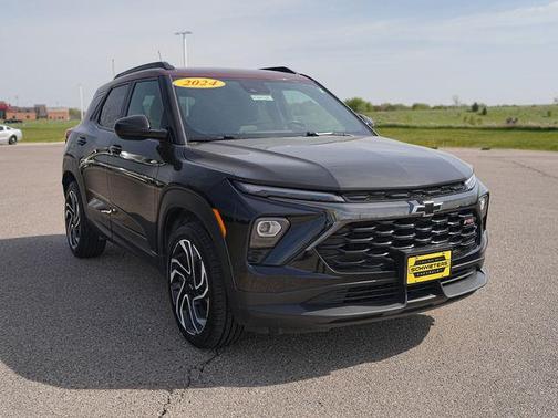 Mosaic Black Metallic 2024 Chevrolet Trailblazer RS