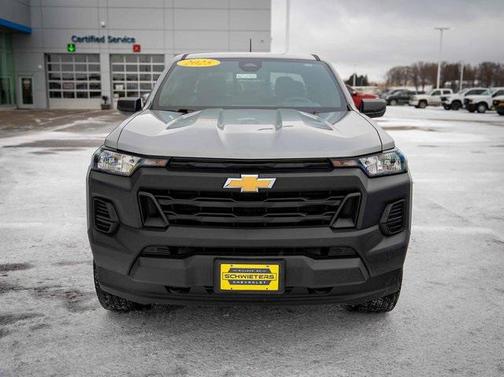 2025 Chevrolet Colorado WT
