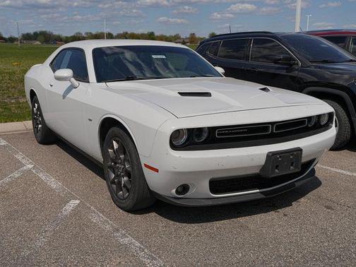White Knuckle Clearcoat 2018 Dodge Challenger GT