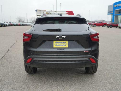 Mosaic Black Metallic 2026 Chevrolet Trax FWD 2RS