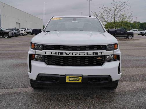 Summit White 2021 Chevrolet Silverado 1500 Custom