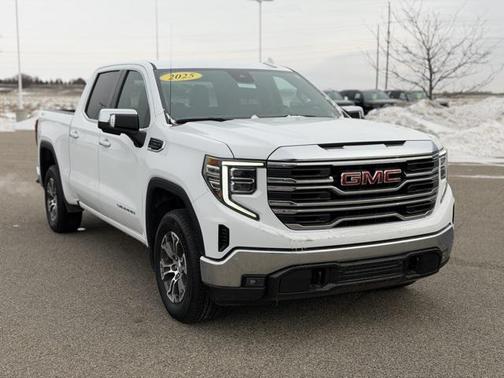 2025 GMC Sierra 1500 SLT