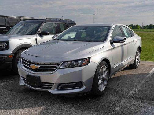 Silver Ice Metallic 2018 Chevrolet Impala 2LZ