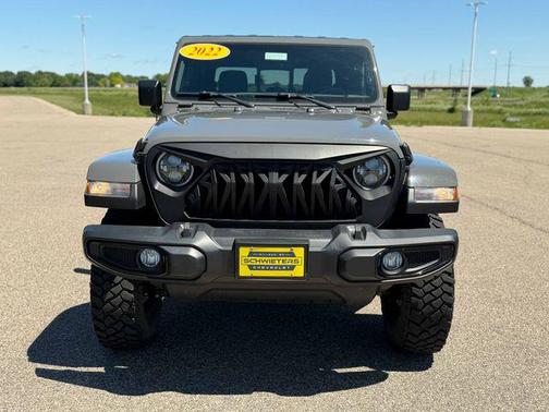Sting-Gray Clearcoat 2022 Jeep Gladiator Willys 4x4
