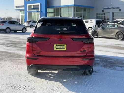 2025 Mitsubishi Outlander PHEV SEL