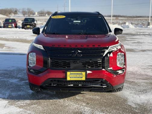 2025 Mitsubishi Outlander PHEV SEL