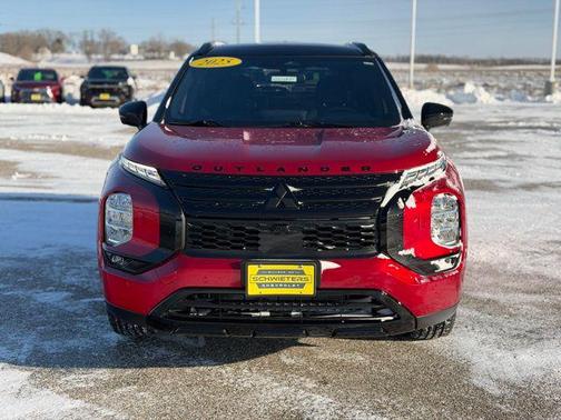 2025 Mitsubishi Outlander PHEV SEL