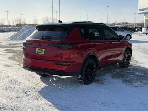 2025 Mitsubishi Outlander PHEV SEL