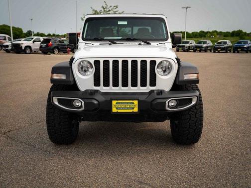 2023 Jeep Gladiator Sport S