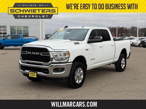 Bright White Clearcoat 2022 RAM 2500 Big Horn Crew Cab 4x4 6'4' Box