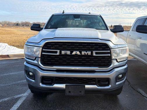 2022 RAM 2500 Big Horn Crew Cab 4x4 6'4' Box