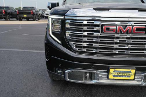 Onyx Black 2023 GMC Sierra 1500 Denali