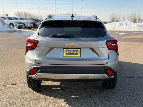Sterling Gray Metallic 2026 Chevrolet Trax LT