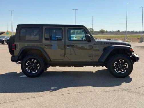 41 2025 Jeep Wrangler Rubicon