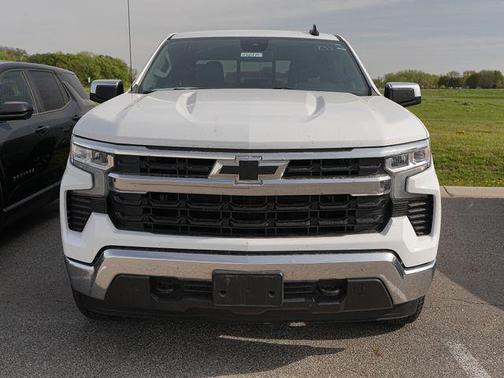 Summit White 2024 Chevrolet Silverado 1500 LT