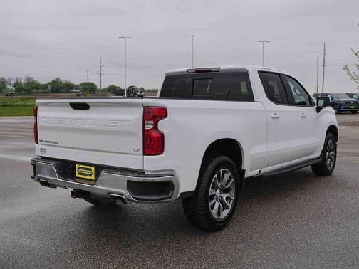 Summit White 2024 Chevrolet Silverado 1500 LT