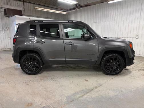 2017 Jeep Renegade Altitude