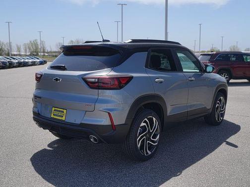Sterling Gray Metallic 2026 Chevrolet Trailblazer RS