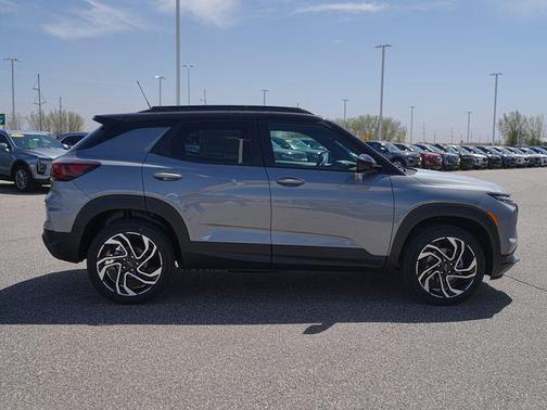 Sterling Gray Metallic 2026 Chevrolet Trailblazer RS