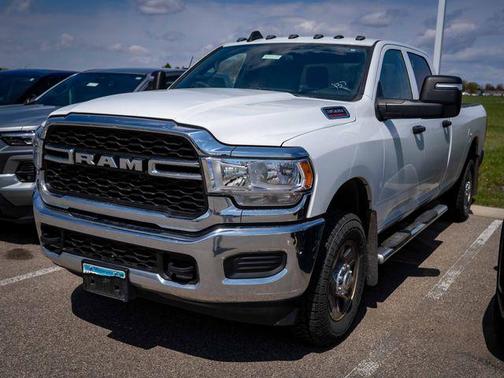 Bright White Clearcoat 2023 RAM 3500 Tradesman Crew Cab 4x4 8' Box