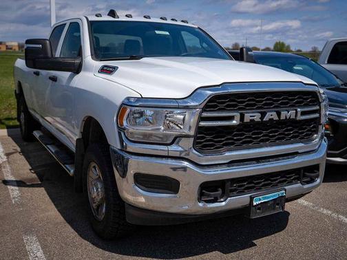 Bright White Clearcoat 2023 RAM 3500 Tradesman Crew Cab 4x4 8' Box