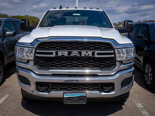 Bright White Clearcoat 2023 RAM 3500 Tradesman Crew Cab 4x4 8' Box