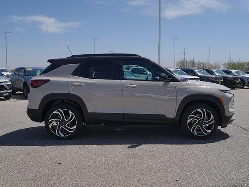 White Sands 2026 Chevrolet Trailblazer RS
