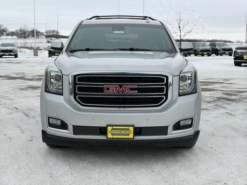 2020 GMC Yukon XL SLT