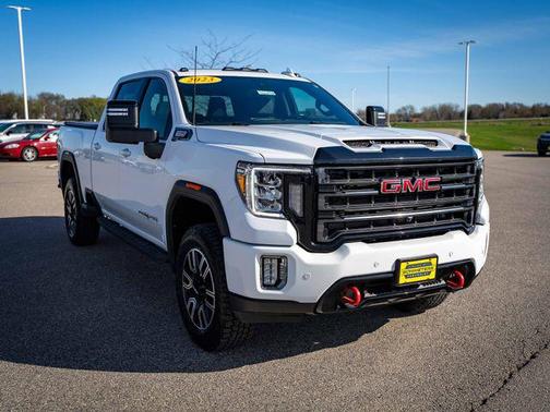 Summit White 2023 GMC Sierra 2500 AT4