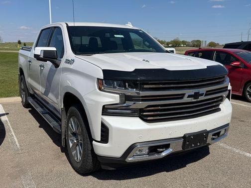 Iridescent Pearl Tricoat 2021 Chevrolet Silverado 1500 High Country
