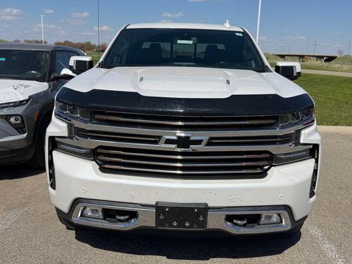 Iridescent Pearl Tricoat 2021 Chevrolet Silverado 1500 High Country
