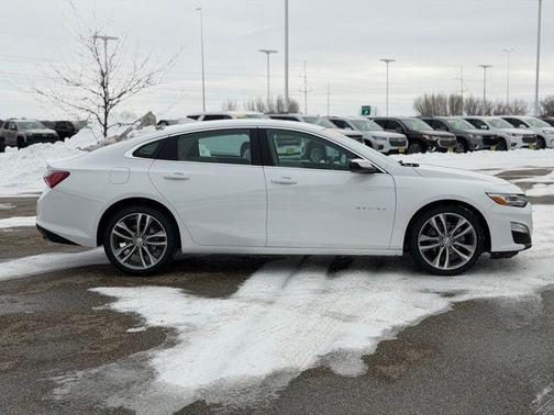 2024 Chevrolet Malibu FWD 2LT
