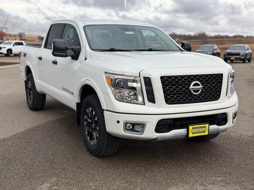 2018 Nissan Titan PRO-4X