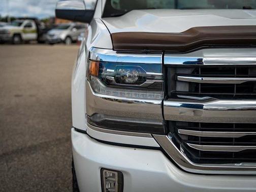 2017 Chevrolet Silverado 1500 High Country