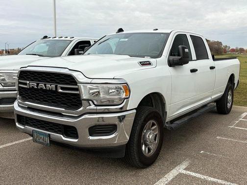 2023 RAM 2500 Tradesman Crew Cab 4x4 8' Box